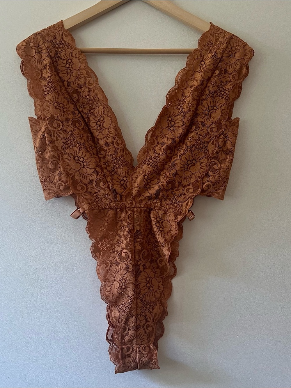 We are Hah Free People Cut To The Chase Lace Bodysuit Brown Sugar Small NWOT